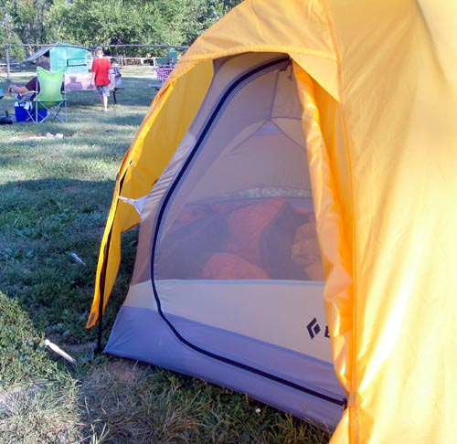 separation between tent and rainfly